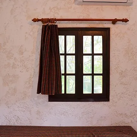 Odysseas Bungalows