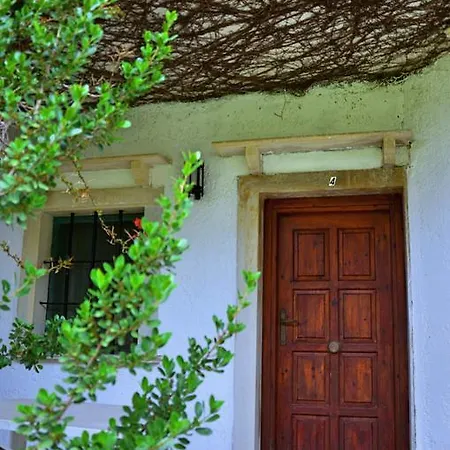 Odysseas Bungalows